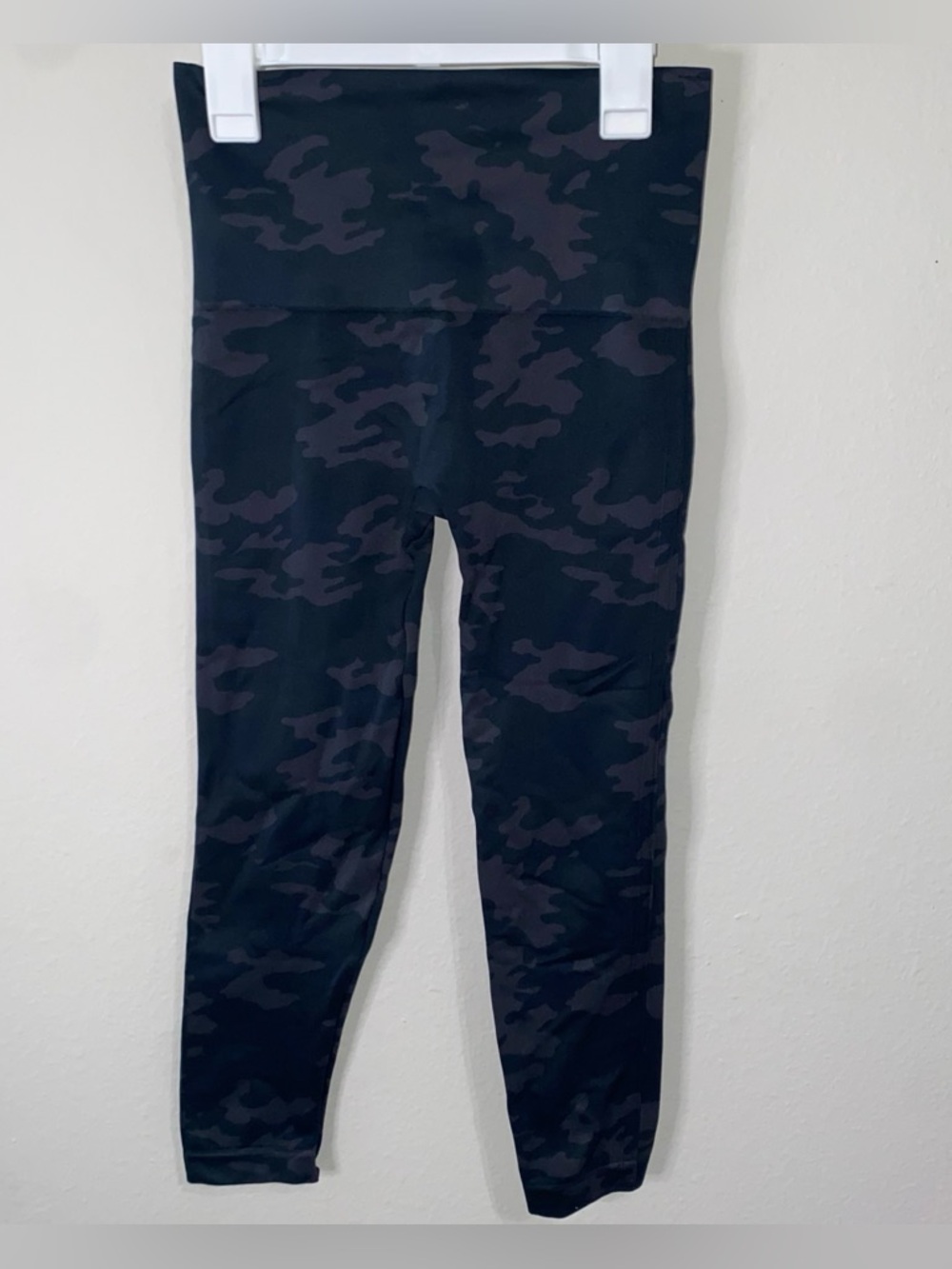 SPANX LOOK AT ME NOW SEAMLESS LEGGINGS